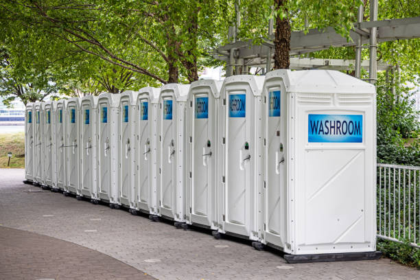 Best Luxury portable toilet rental  in Vienna, WV